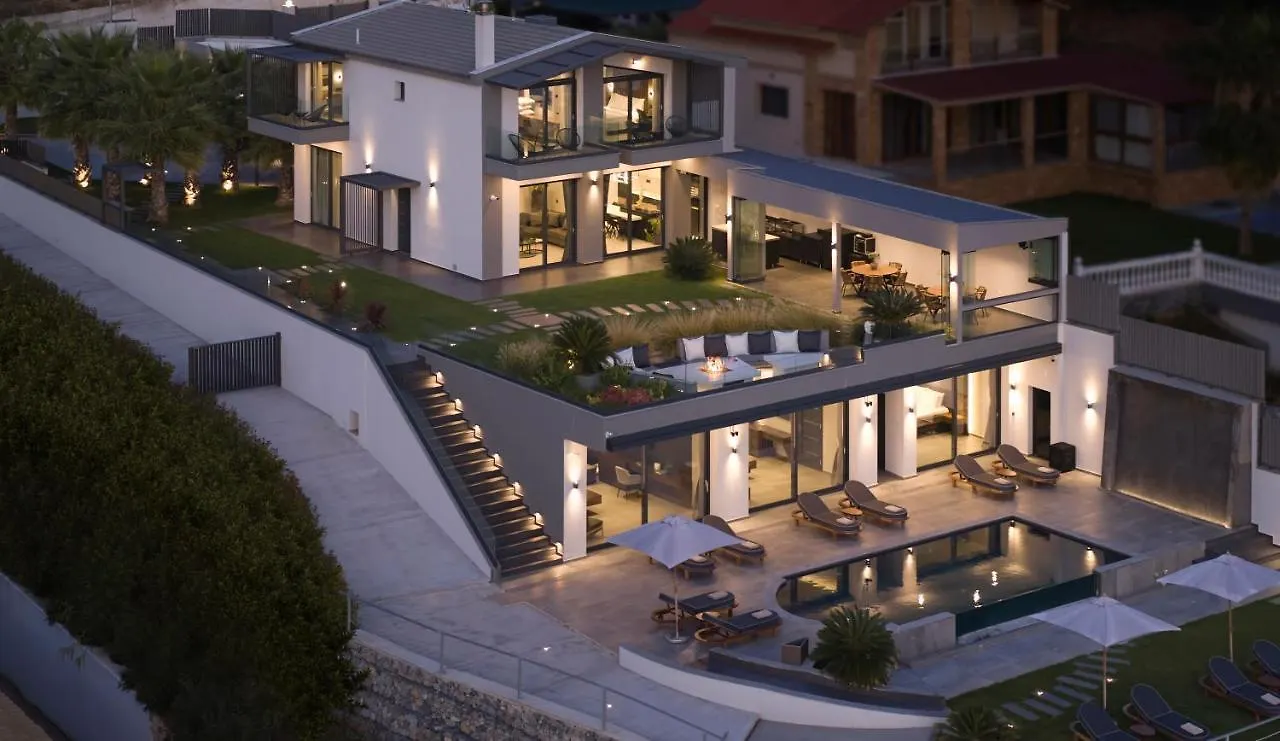 Villa Omnia - Luxury Bound On Earth Nea Moudania